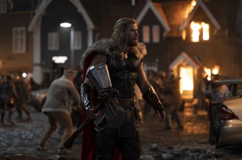 THOR: LOVE AND THUNDER FreeCinema.