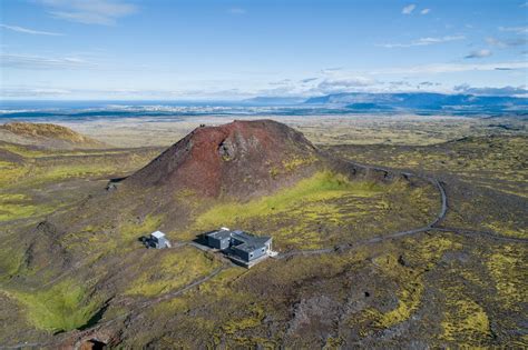 Thrihnukagigur Volcano in Iceland, Thrihnukar - balustradellc