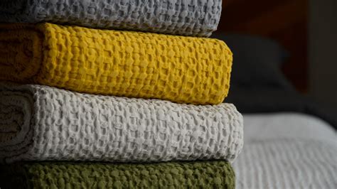 Throws & Decorative Blankets Ireland | Affordable Luxury - Meubles - balustradellc