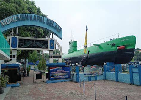 Tiket Masuk Monumen Kapal Selam Surabaya - Tours … - raincitystudios.com
