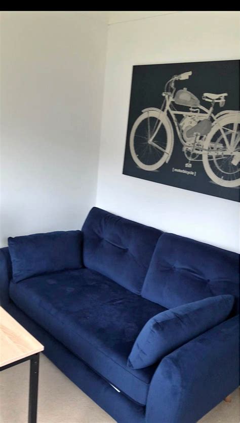 Timber Navy Blue Velvet Sofa, 2-Seater | daals - balustradellc