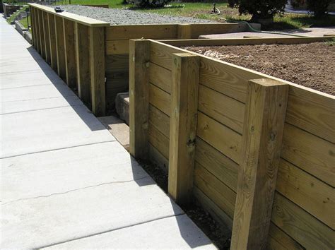 Timber Post Retaining Wall - ExcelCalcs - wintechmobiles.com