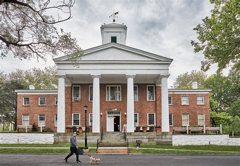 Times Square to Historic Richmond Town buses - Rome2rio - balustradellc