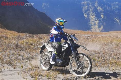 Tips Berkendara di Medan Pasir | GAZGAS MOTOR TRAIL - balustradellc