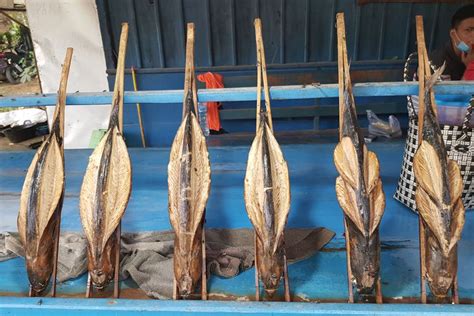 Tips Cara Membuat Ikan Asap Berkualitas Untuk Ide Bisnis - balustradellc