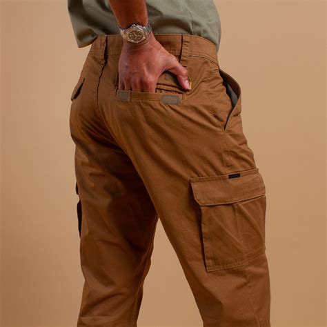 Tips Memilih Bahan Celana Cargo Custom - Konveksi Jogja - balustradellc