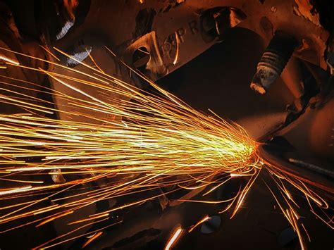 Tips Memilih Kawat Las Efisien untuk Produksi - balustradellc