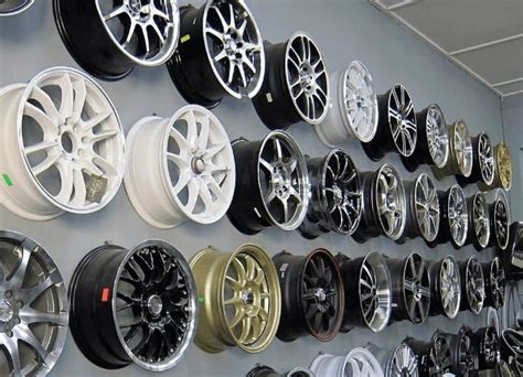 Tips Memilih Velg Mobil, Ada 4 Poin Penting - balustradellc