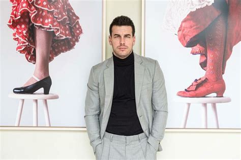 Tips Pasang Foto di LinkedIn yang Bagus dan Profesional, Penting - balustradellc