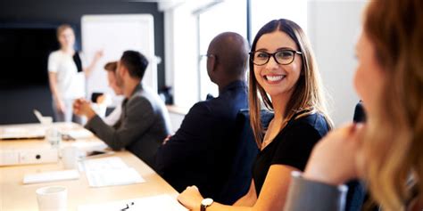 Tips tampil pintar di depan bos - balustradellc