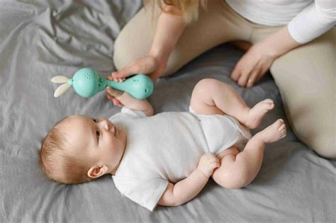 Tips untuk Orang Tua Jika Bayi Berada di Fase Oral | AI Care - balustradellc