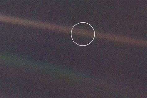 Titik Biru Pucat - Wikipedia bahasa Indonesia, ensiklopedia bebas - wintechmobiles.com