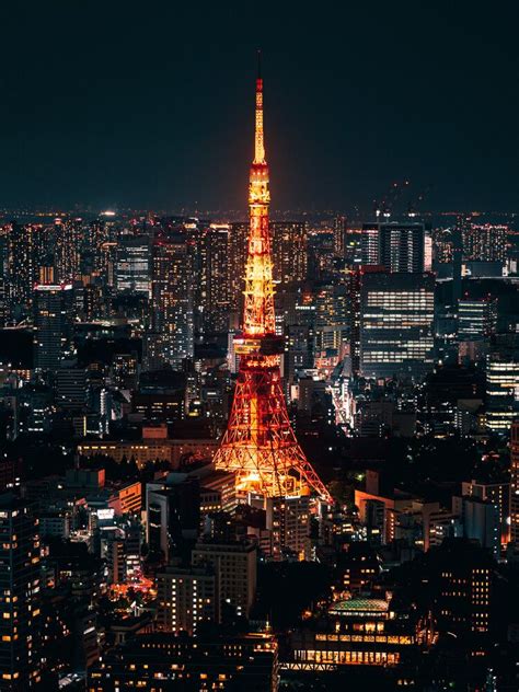 TOKYO TOWER - coolestguyplanet.net