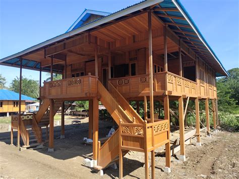 Tomohon Rumah Kayu - Desain Rumah Baru - balustradellc