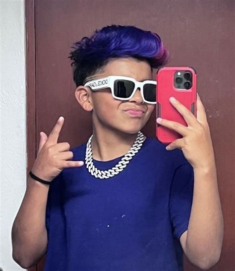 TONY - THE NATURAL BODYBUILDER. | RentaGent.me - balustradellc