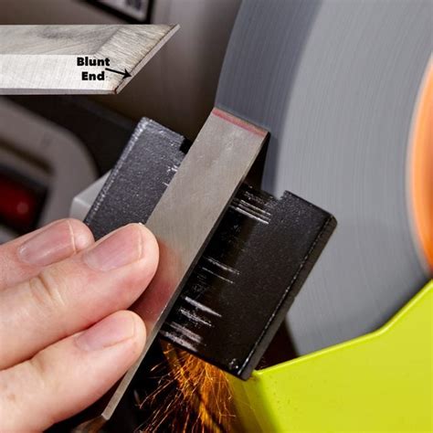 Tool Tip: How to Sharpen a Chisel - Instructables - balustradellc