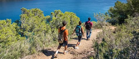 Top 10 Best Islands for Hikers: Adventure Awaits - balustradellc