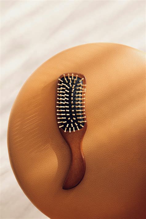 Top 10 Eco-Friendly Hair Brushes, Combs and Accessories - raincitystudios.com