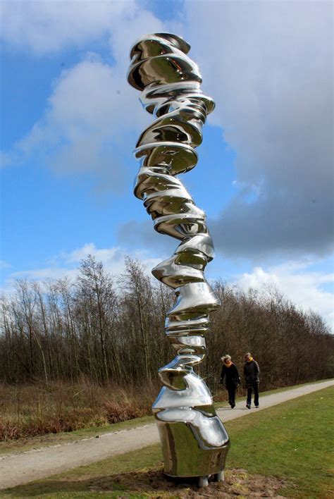Top 10 Famous Contemporary Stainless Steel Sculptures - muktibox.com