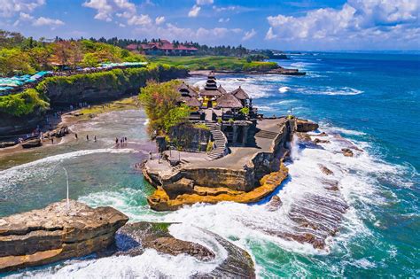 Top 10 Honeymoon Destinations in Indonesia | The Wedding Vow - balustradellc