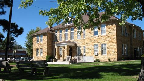 Top 10 Hotels in Mountain View, AR - balustradellc