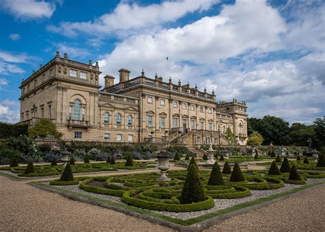 Top 10 Most Magnificent Country Houses in England - balustradellc