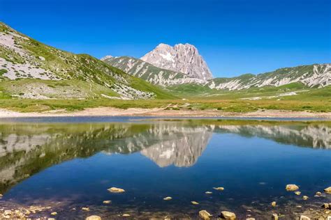 Top 10 Waterfalls around Parco Nazionale del Gran Sasso e ... - Komoot - raincitystudios.com