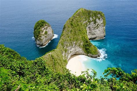 Top 11 Natural Places to Visit in Indonesia - Nature Worldwide - balustradellc