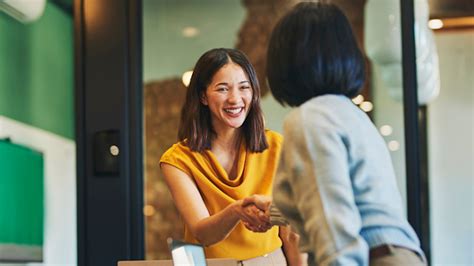 Top 15 Companies Hiring Fastest in the US - balustradellc