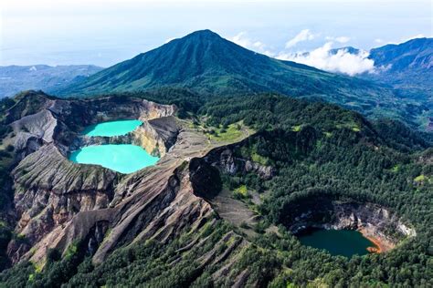 Top 20 Lakes in Indonesia - Komoot - balustradellc