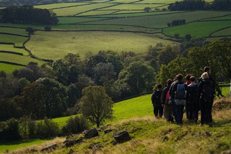 Top 5 Best Hiking Trails in the UK for Epic Outdoor Adventures - balustradellc