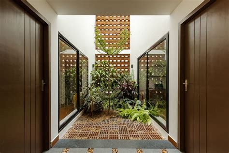 Top 5 Trends in interior courtyard Designs Kerala - balustradellc
