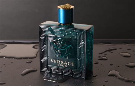 Top 7 Best Cologne Bottle Designs For Men - Men's … - muktibox.com