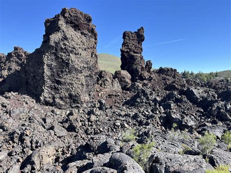 Top 7 Destinations for Trekking Across Volcanic Terrain in Winter - balustradellc