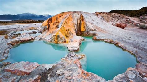 Top 8 Mineral and Hot Springs in the World - Destination Deluxe - balustradellc