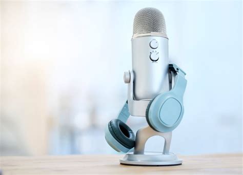 Top 9 Best Microphones for Podcasting - balustradellc