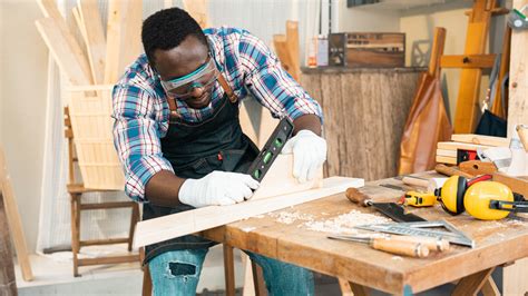 Top Beginner Woodworking Tools: The Best Starter Kits - balustradellc