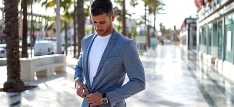 Top male luxury lifestyle influencers to follow in 2021 - balustradellc