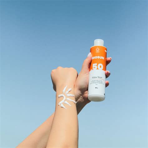 Top Sunscreens for Swimmers in 2024 - Lifeguard LI - balustradellc