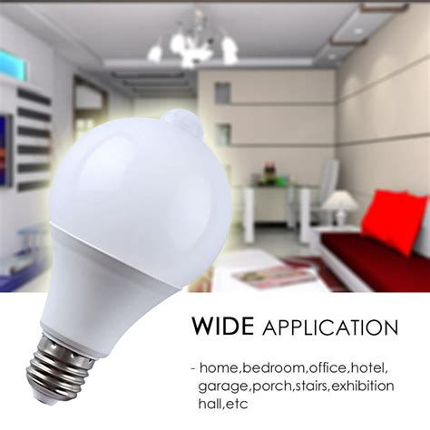 TOPCHANCES Pack LED Sensor Bulbs 7W E27 Dusk to Dawn Smart LED Light