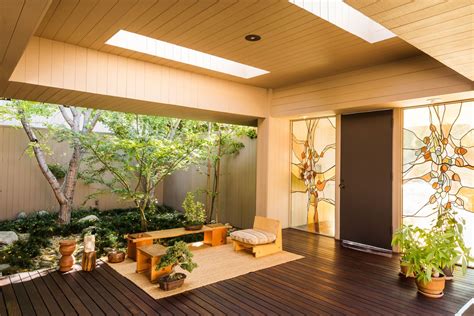 Tour 5 Japanese-Inspired Modern Homes That … - balustradellc