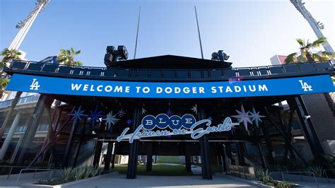 Tours of Dodger Stadium | Los Angeles Dodgers - balustradellc