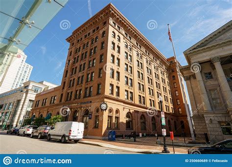 TOWNE BANK OFFICES IN NORFOLK, VA