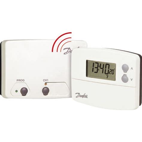 TP5001-RF TP5001 Programmable Thermostats Danfoss.