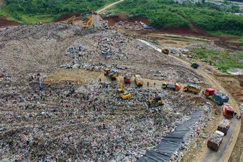 TPA Sarimukti Kembali Beroperasi, DLH Bandung Kebut Normalisasi Sampah ... - raincitystudios.com