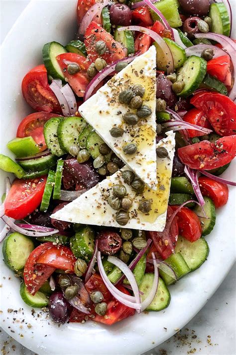 Traditional Greek Salad (Horiatiki Salata) Recipe - The … - balustradellc