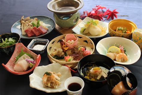 TRADITIONAL MULTI-COURSE MEAL EXPERIENCE JAPAN …