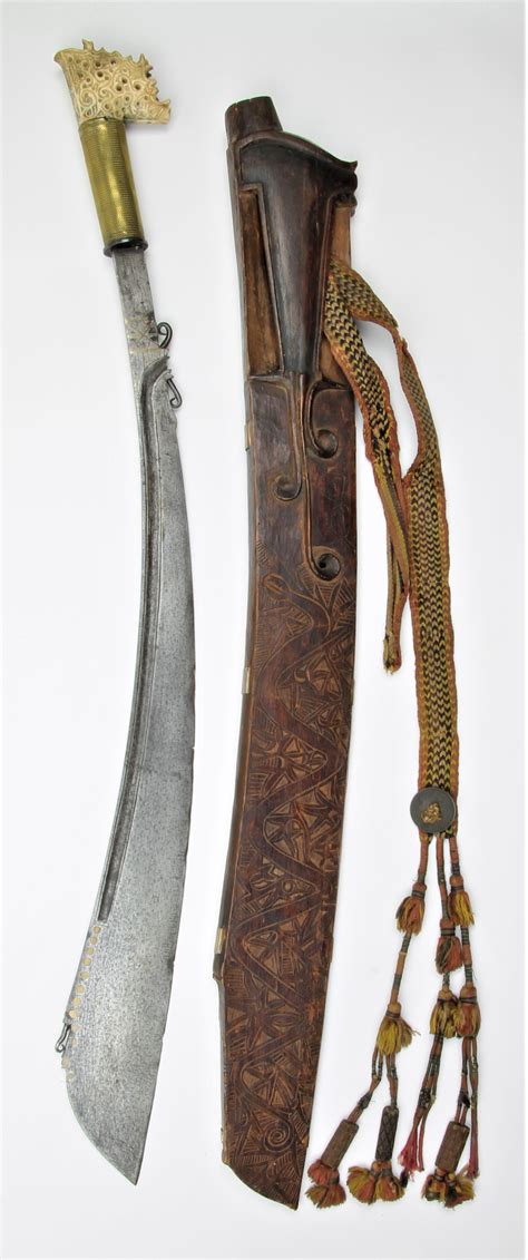 TRADITIONAL WEAPONS: Borneo Traditional Weapon - balustradellc