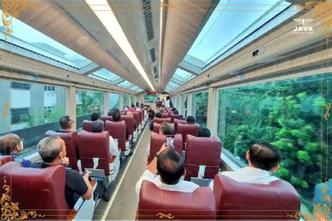 Train trip through Java - 10 days backpacking in Indonesia - balustradellc