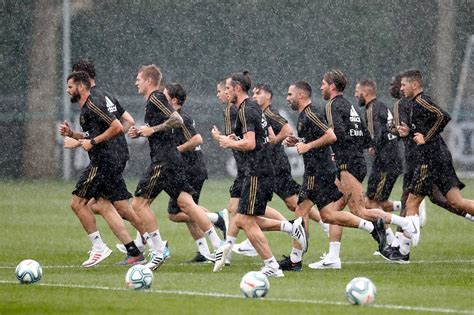 Training for Soccer Fitness – 10 Exercises to Level Up Your Game - balustradellc